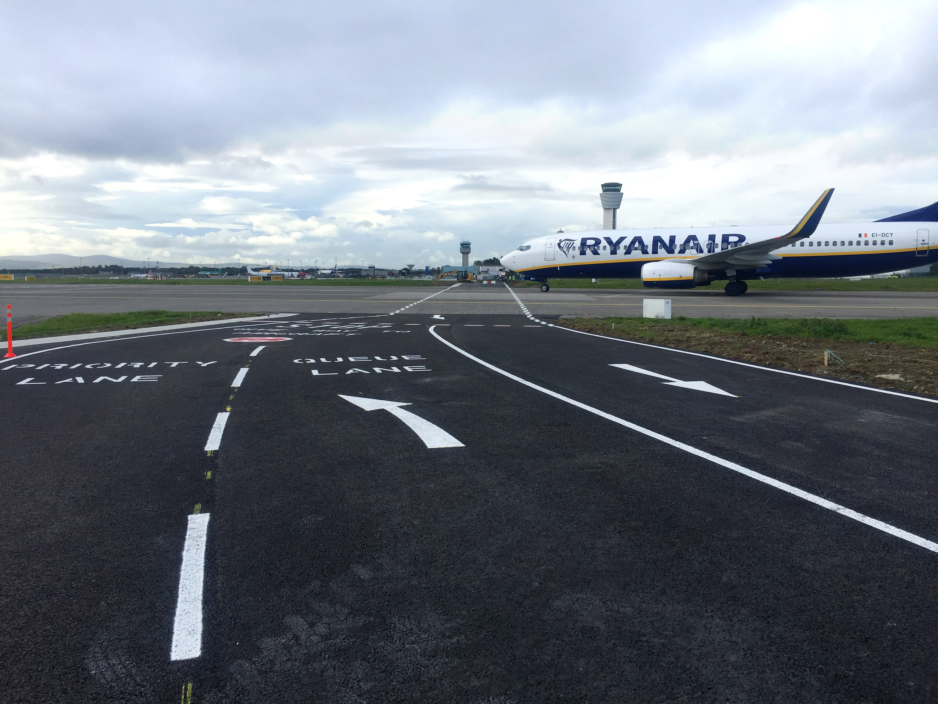 Dublin Airport West Apron Crossing